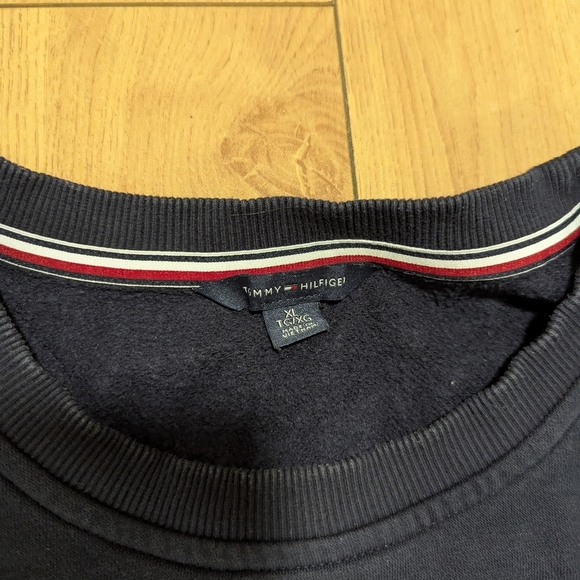 Tommy Hilfiger Navy Blue Sweatshirt - Picture 3 of 4